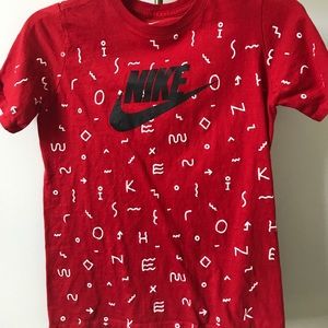 Nike T-shirt